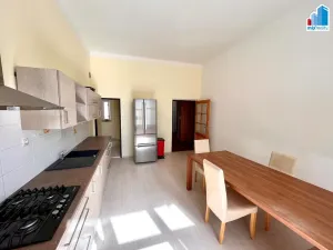 Pronájem bytu 3+1, Plzeň - Jižní Předměstí, náměstí T. G. Masaryka, 110 m2