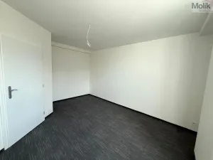 Pronájem bytu 2+kk, Chomutov, Žižkovo náměstí, 50 m2