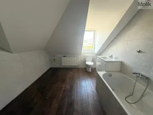 Pronájem bytu 2+kk, Chomutov, 28. října, 72 m2