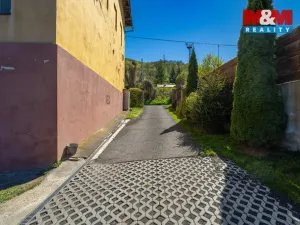 Prodej bytu 2+1, Velké Březno, Děčínská, 43 m2