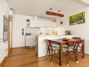 Prodej bytu 3+kk, Praha - Holešovice, Ortenovo náměstí, 72 m2