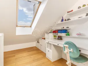 Prodej bytu 3+kk, Praha - Holešovice, Ortenovo náměstí, 72 m2