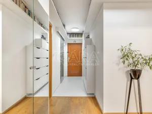 Prodej bytu 3+kk, Praha - Holešovice, Ortenovo náměstí, 72 m2