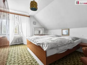 Prodej rodinného domu, Plesná, 923 m2