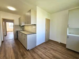 Pronájem bytu 2+1, Praha, Dolnojirčanská, 61 m2