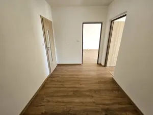 Pronájem bytu 2+1, Praha, Dolnojirčanská, 61 m2