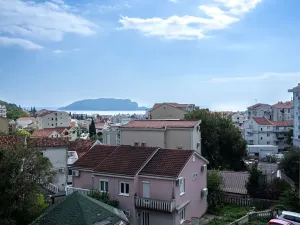 Prodej bytu 2+kk, Budva, Černá Hora, 44 m2