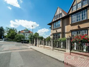 Pronájem rodinného domu, Praha - Střešovice, Lomená, 220 m2