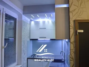 Pronájem bytu 1+kk, Ostrava, Španielova, 21 m2