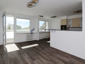 Pronájem bytu 3+kk, Praha, Třeboradická, 68 m2