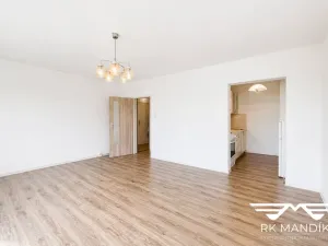 Pronájem bytu 1+kk, Praha - Troja, Lublinská, 42 m2