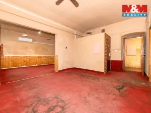 Prodej obchodního prostoru, Plzeň - Jižní Předměstí, Klatovská třída, 111 m2