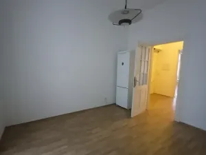 Pronájem bytu 2+1, Praha - Karlín, Hybešova, 74 m2