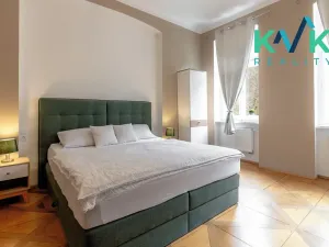 Prodej bytu 3+1, Karlovy Vary, Mariánskolázeňská, 69 m2