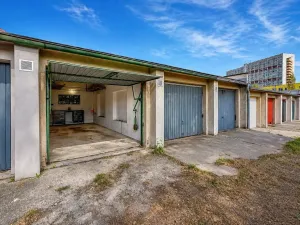 Pronájem garáže, Chomutov, Pod Strážištěm, 17 m2