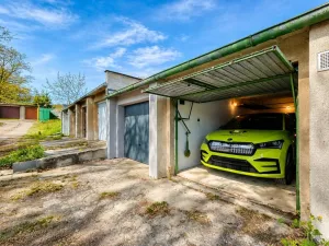 Pronájem garáže, Chomutov, Pod Strážištěm, 17 m2