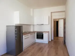 Pronájem bytu 2+kk, Praha - Vršovice, Finská, 42 m2