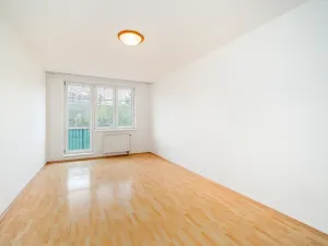 Pronájem bytu 1+kk, Praha - Kunratice, Za valem, 30 m2