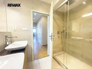 Prodej bytu 3+kk, Praha - Hrdlořezy, Učňovská, 86 m2