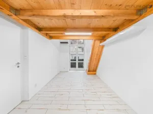 Pronájem bytu 3+1, Praha - Vinohrady, Bělehradská, 65 m2