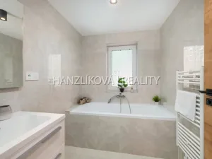 Pronájem rodinného domu, Horní Planá - Pernek, 156 m2