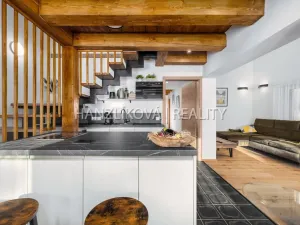 Pronájem chalupy, Horní Planá - Pernek, 156 m2