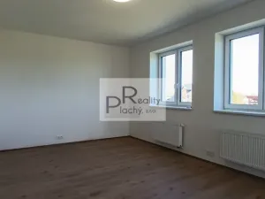 Prodej bytu 2+kk, Hevlín, 66 m2