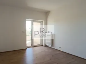 Prodej bytu 2+kk, Hevlín, 66 m2