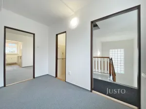 Pronájem bytu 3+1, Praha, Za humny, 66 m2