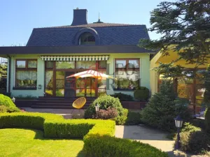 Prodej vily, Říčany - Strašín, Modřínová, 458 m2