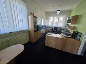 Pronájem kanceláře, Nýřany, Šůlova, 312 m2