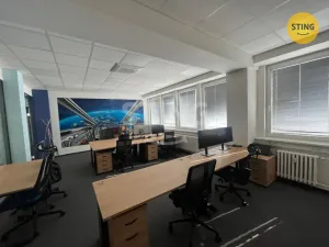 Pronájem kanceláře, Ostrava, Kounicova, 323 m2