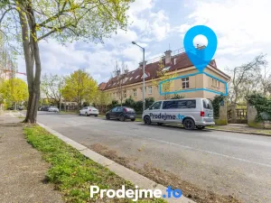 Pronájem bytu 2+kk, Praha - Smíchov, U Pernikářky, 59 m2