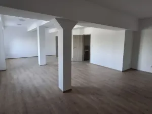 Pronájem kanceláře, Olomouc, Chválkovická, 56 m2