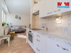 Prodej bytu 2+kk, Mariánské Lázně - Úšovice, Franze Kafky, 45 m2