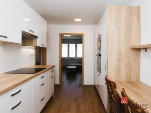 Prodej bytu 2+1, Kuřim, nám. Osvobození, 65 m2