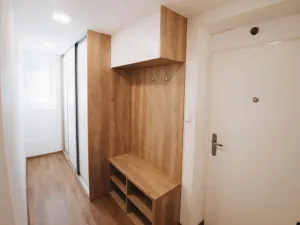 Prodej bytu 2+1, Kuřim, nám. Osvobození, 65 m2