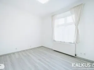 Pronájem bytu 2+kk, Hradec Králové, Střelecká, 58 m2
