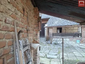 Prodej pozemku pro bydlení, Charváty, 370 m2