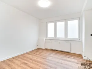 Prodej bytu 2+kk, Ostrava - Poruba, Průběžná, 45 m2