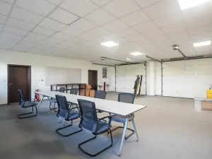 Pronájem kanceláře, Bystřany, Teplická, 420 m2