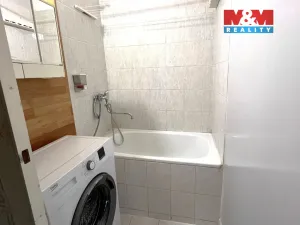 Pronájem bytu 1+kk, Kladno - Kročehlavy, Benešovská, 30 m2