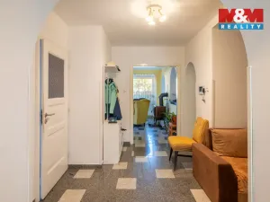 Prodej rodinného domu, Hajany, 285 m2
