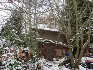 Dražba chaty, Zlatá Koruna, 10 m2