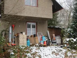 Dražba chaty, Zlatá Koruna, 10 m2