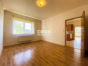 Prodej bytu 3+1, Praha - Braník, Za mlýnem, 148 m2