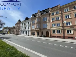 Pronájem obchodního prostoru, Opava - Předměstí, Olomoucká, 220 m2