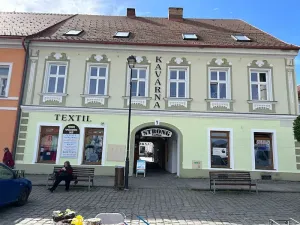 Pronájem obchodního prostoru, Vodňany, nám. Svobody, 60 m2