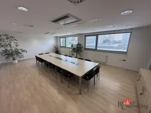 Pronájem kanceláře, Hradec Králové - Pražské Předměstí, Na Okrouhlíku, 13 m2