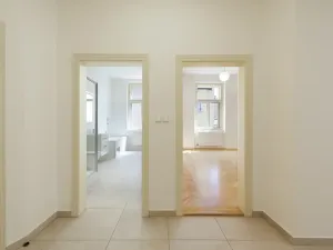 Pronájem bytu 2+1, Praha - Nové Město, Na Zderaze, 86 m2